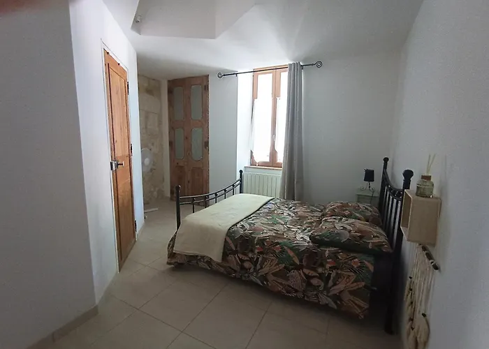 Apartamento Dans Maison De Maître, Indépendant.